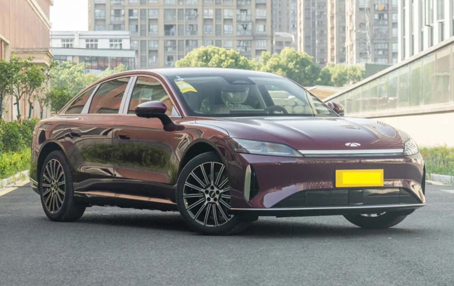 Sedan hạng D giá chỉ 675 triệu đồng thách thức Toyota Camry: Nội thất tiện nghi, công nghệ hiện đại