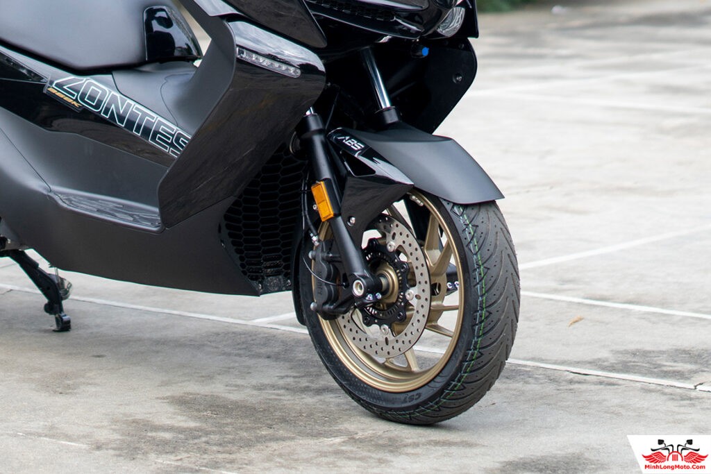 ‘Siêu xe ga’ 368cc mới ra mắt tại Việt Nam, ‘hạ đo ván’ Honda SH với giá hấp dẫn và trang bị xịn sò ảnh 8