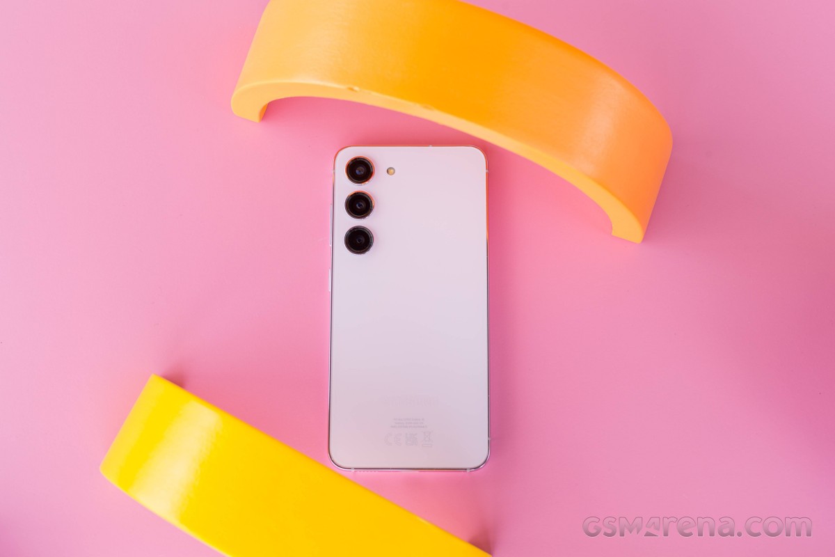 Galaxy S23 siêu hạ giá, rẻ như bèo cho phần cứng ngang iPhone 17, vẫn có AI xịn như Galaxy S25 Ultra