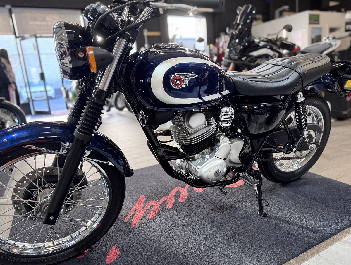 ‘Huyền thoại côn tay’ mới của Nhật chính thức ra mắt: Đẹp át vía Honda Winner R, có ABS, giá hấp dẫn