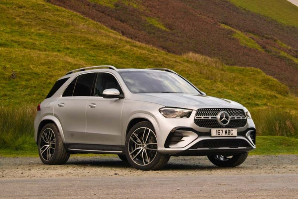 Xe PHEV đầu tiên của Mercedes-Benz cập bến Việt Nam: Sang, mạnh và giá hơn 4,6 tỷ đồng