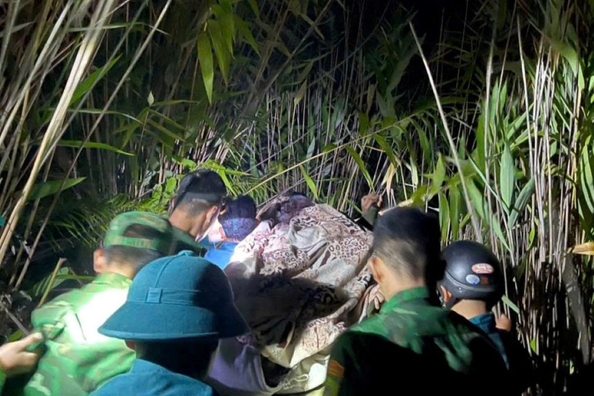 Đà Nẵng: Hy hữu một sản phụ vượt 35km đường rừng đi cấp cứu trong đêm
