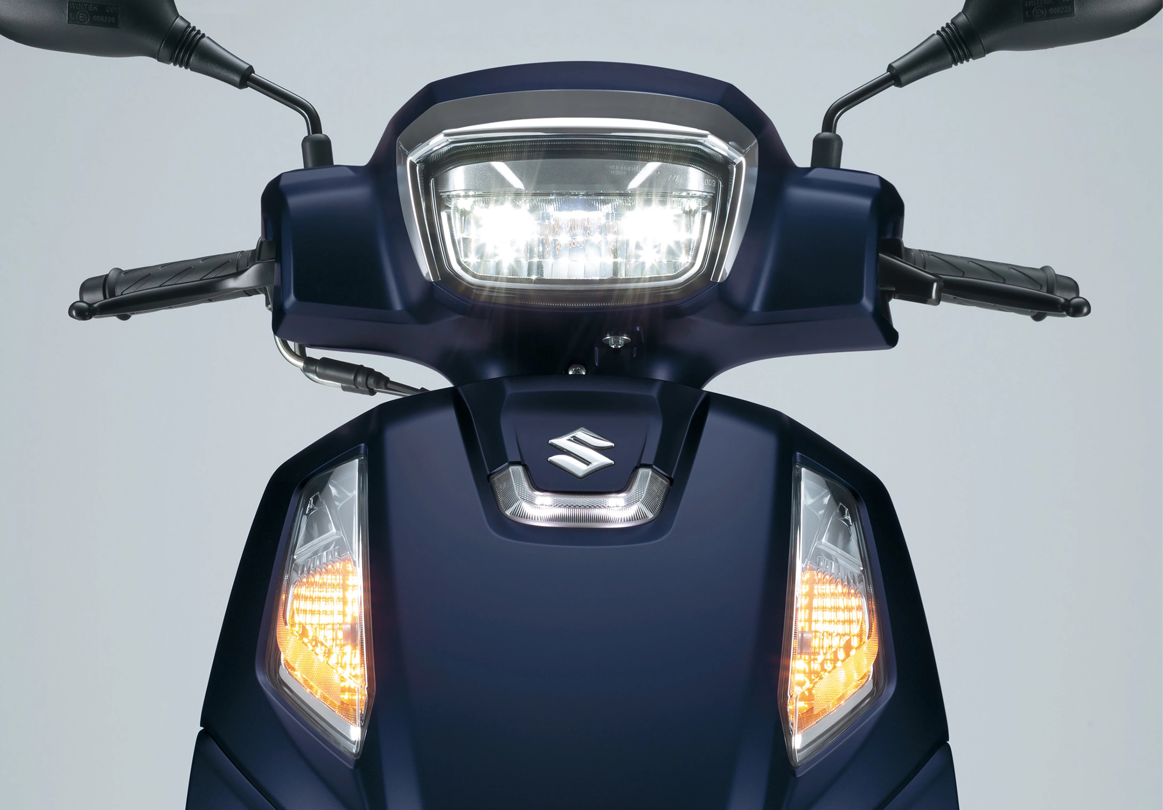 Tuyên chiến Honda SH Mode, Suzuki ra mắt ‘vua xe ga’ 125cc mới đẹp át vía Vision, giá 69 triệu đồng