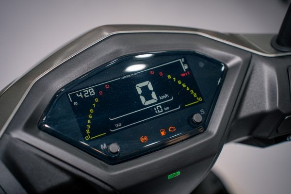 Khắc chế Honda Air Blade, ‘ông hoàng xe ga’ 125cc mới xịn như SH ra mắt, hứa hẹn gây sốt bằng giá rẻ ảnh 7