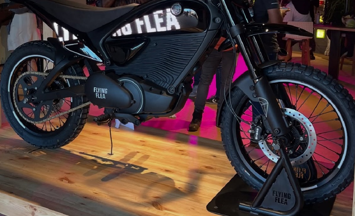 ‘Chiến binh tốc độ’ mới chính thức ra mắt giá 59 triệu đồng: Đẳng cấp hơn Honda Winner R va Exciter