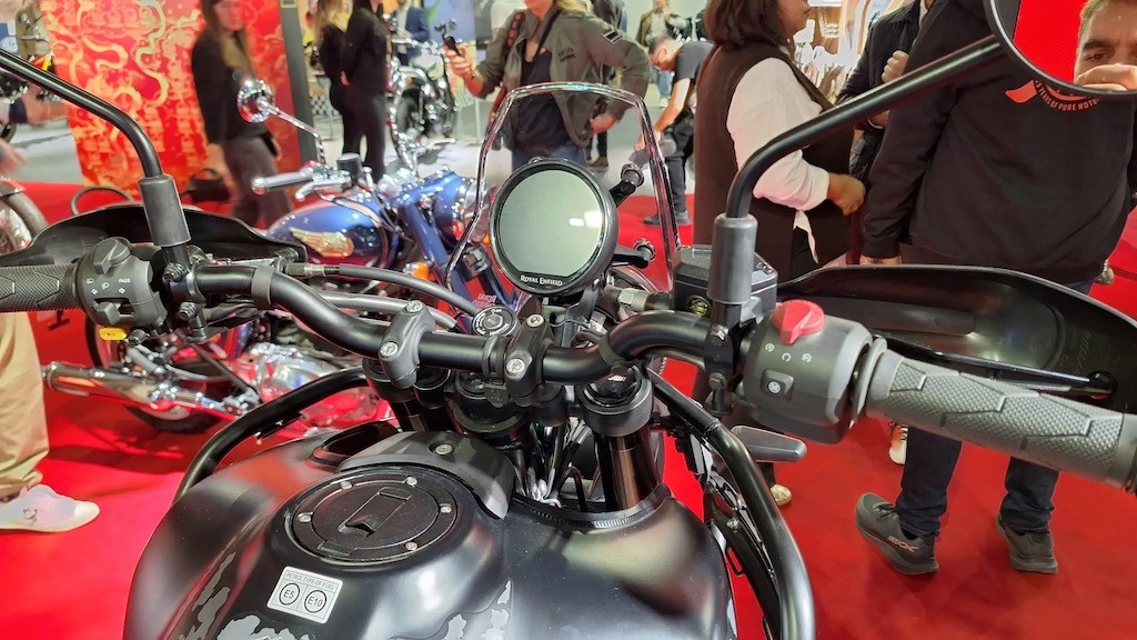 Đẳng cấp vượt xa Yamaha Exciter và Honda Winner R, ‘vua côn tay’ 452cc mới ra mắt với giá bán cực rẻ ảnh 6