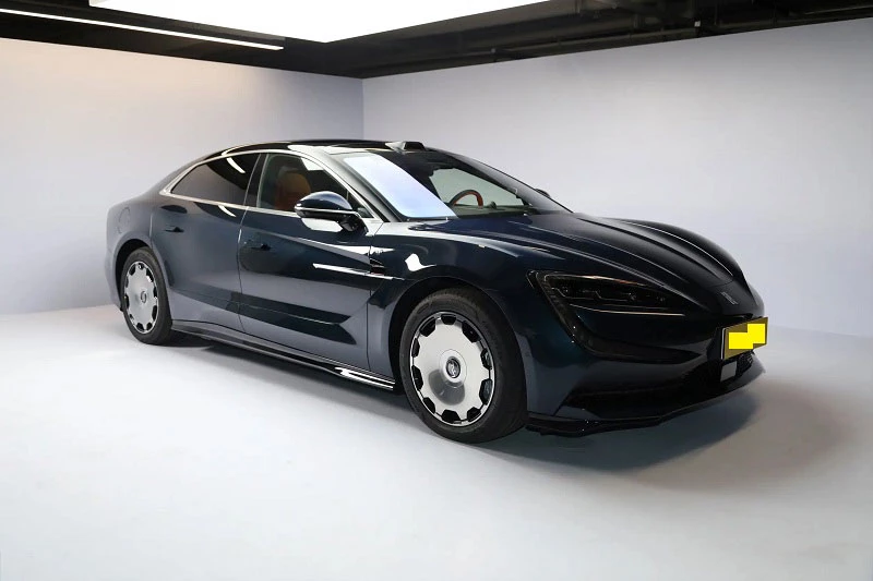 Sedan điện hạng sang tham vọng ‘lật độ’ Mercedes: Mạnh 1.287 mã lực, công nghệ ‘đỉnh nóc’