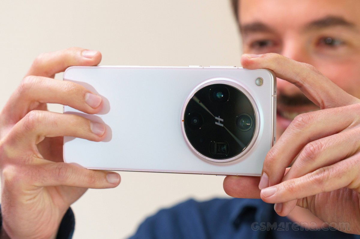 Kẻ hủy diệt Galaxy S25 Ultra lộ diện, cấu hình cực khủng, pin trâu áp đảo cả iPhone 17 Pro Max