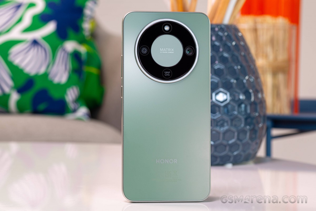 Đ&acirc;y l&agrave; chiếc điện thoại tầm trung c&oacute; camera xịn như Galaxy S Ultra, pin tr&acirc;u top 1 ph&acirc;n kh&uacute;c