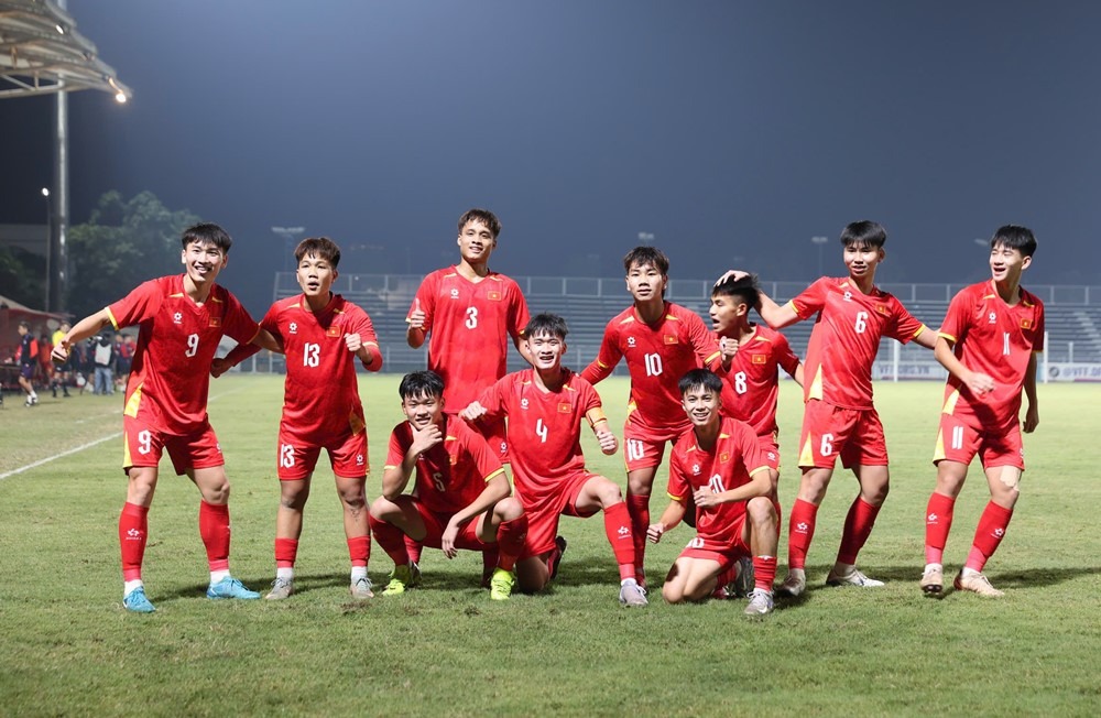 Kết quả vòng loại U17 Asian Cup 2026 mới nhất: U17 Việt Nam \'vùi dập\' đối thủ, Malaysia rơi vào thế khó?