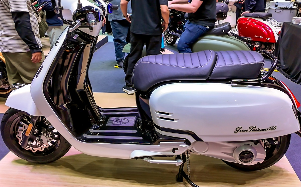 ‘Vua xe ga’ 150cc mới của Anh chính thức ra mắt giá 55 triệu đồng: Được săn đón hơn cả Honda SH Mode