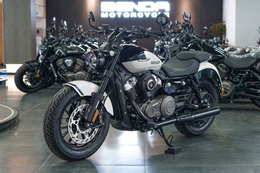 Ra mắt mẫu mô tô mới giá rẻ chỉ 70 triệu đồng, có ABS 2 kênh ăn đứt Yamaha Exciter và Honda Winner R ảnh 2