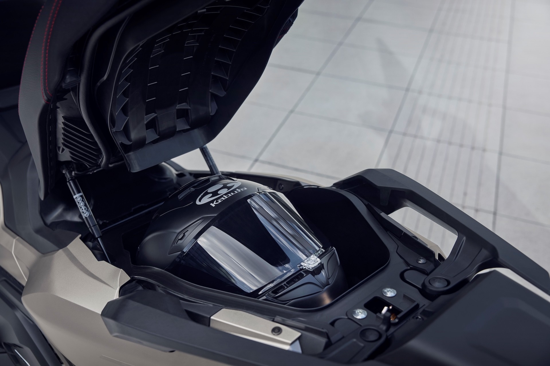 ‘Vua xe ga’ mới của Honda chính thức ra mắt với giá ‘mềm’: Thiết kế đẹp át vía Air Blade, xịn hơn SH ảnh 5