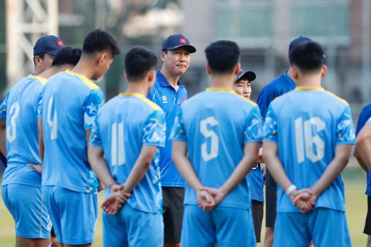 U22 Việt Nam đón tin vui sau trận thắng Lào, HLV Kim Sang-sik hưởng lợi từ lịch thi đấu SEA Games 33