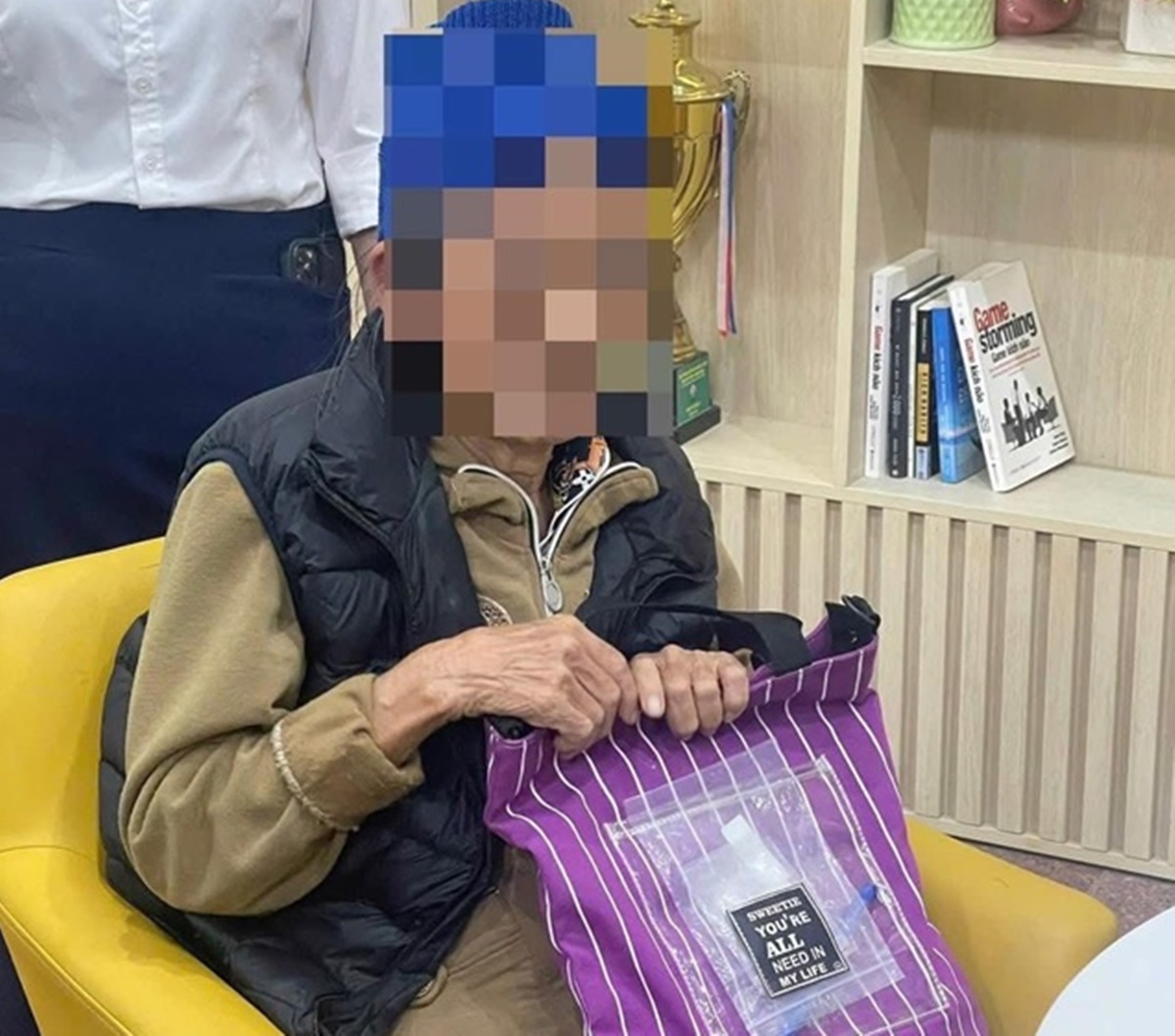 Cụ bà 80 tuổi ở Hà Tĩnh suýt bị lừa sạch 2 tỷ đồng tiền bán vàng, lý do khiến nhiều người xót xa