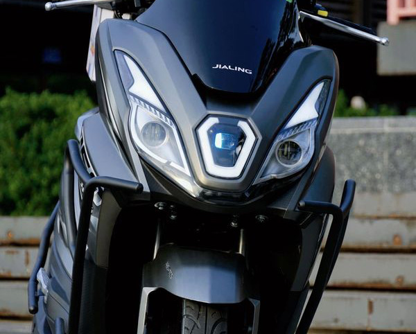 Khắc chế Honda Air Blade, ‘vua xe ga’ 150cc mới ra mắt giá chỉ 26 triệu đồng mà xịn hơn cả SH Mode