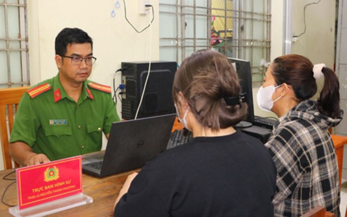 Miền Tây: Nghe lời dụ dỗ \'30 triệu đồng/tháng\', thiếu nữ 14 tuổi bỏ nhà đi \'rót bia cho khách\'