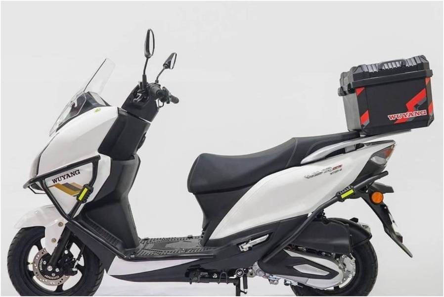 Tin xe trưa 4/12: ‘Kẻ hủy diệt Honda Vision’ ra mắt, trang bị át vía ‘Tiểu SH’, giá 22 triệu đồng ảnh 1