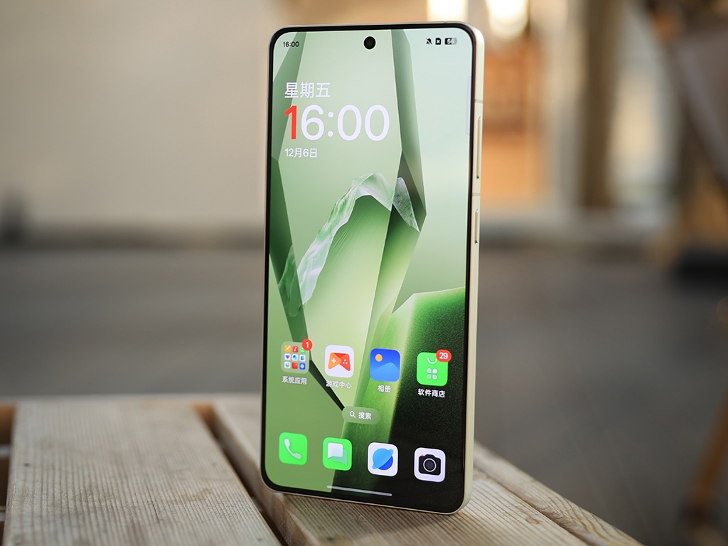 Vua hiệu năng giá rẻ mới lộ điểm hiệu năng cực cao, hứa hẹn hạ gục Galaxy S25 Ultra cực dễ dàng