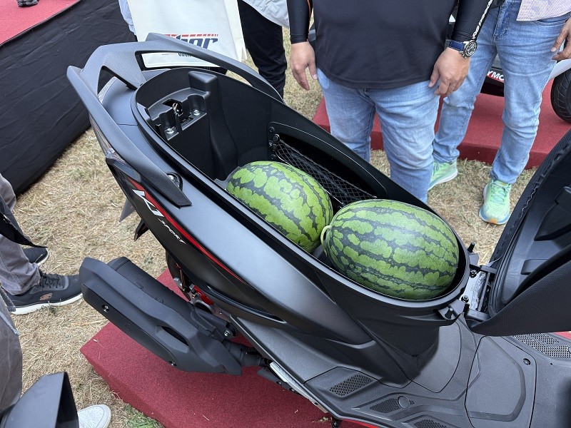 Đối thủ ‘nặng ký’ của Honda Air Blade ra mắt với giá hấp dẫn 46 triệu đồng, trang bị đe nẹt SH Mode ảnh 9