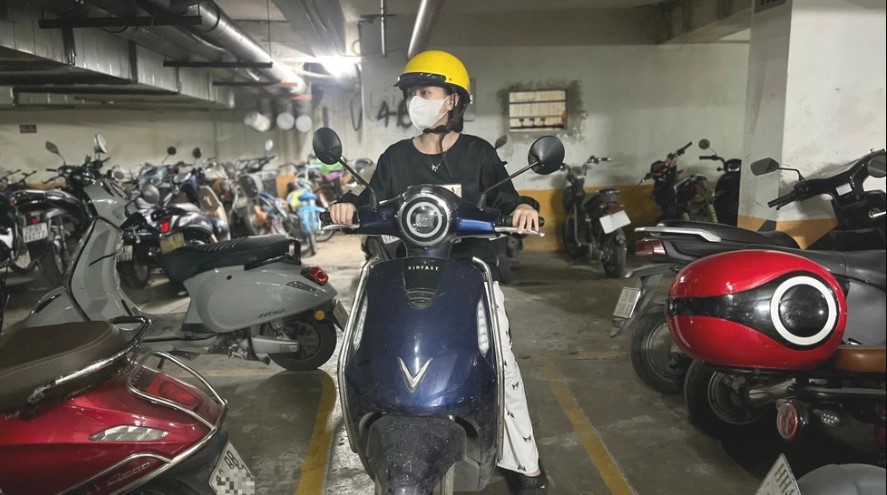 Vụ chung cư HH Linh Đàm cấm cư dân gửi xe điện: \'Có thể bị xử phạt tới 120 triệu đồng\'