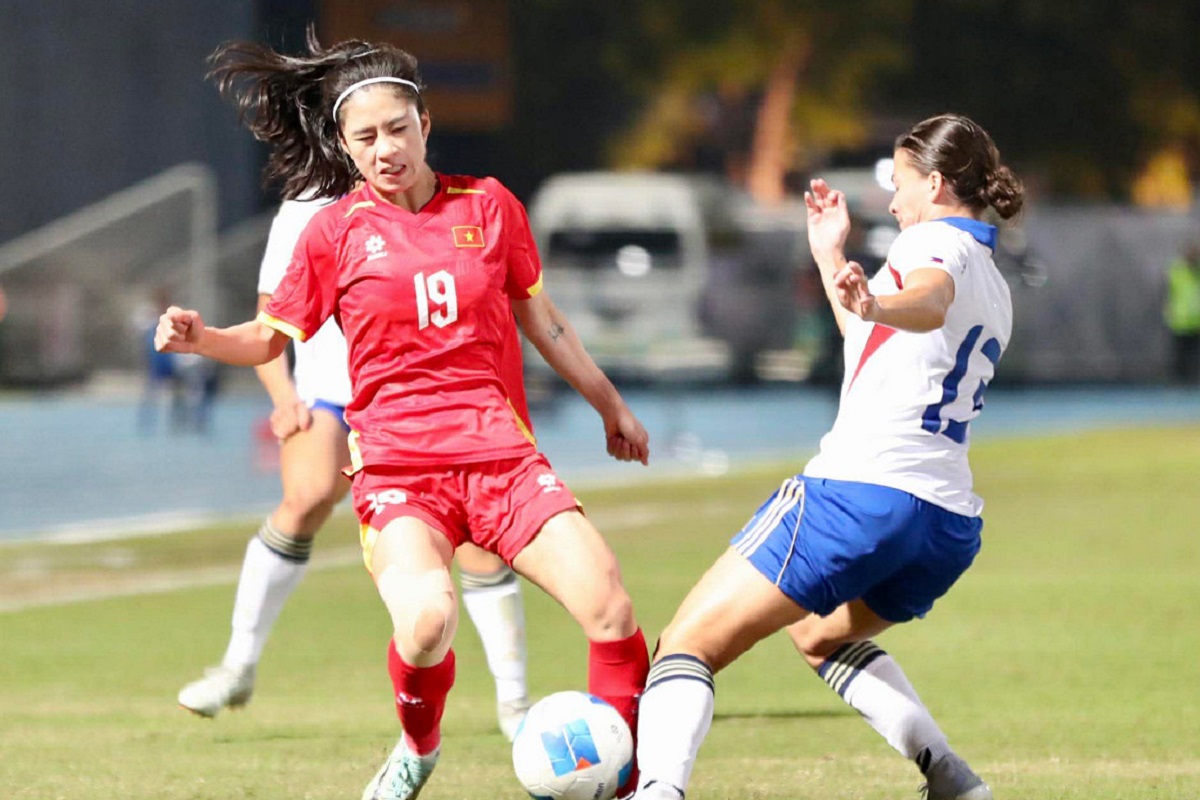 ĐT nữ Việt Nam thua cay đắng Philippines ở phút cuối, nguy cơ bị loại ngay từ vòng bảng SEA Games 33