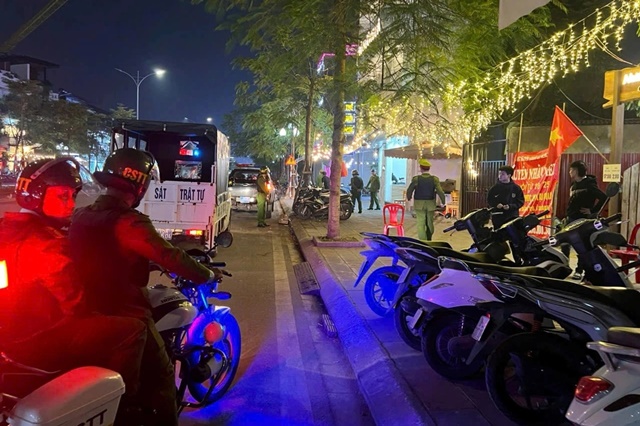 Nam thanh niên ở Hải Phòng ‘làm liều’ tại chốt CSGT kiểm tra nồng độ cồn rồi bỏ chạy