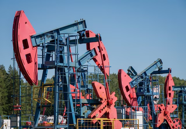 Cập nhật giá xăng dầu hôm nay 9/12: Tiếp tục đà giảm