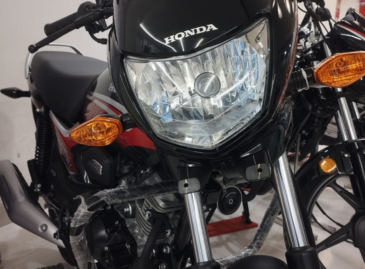 Honda chính thức mở bán ‘huyền thoại côn tay’ 100cc mới giá 24 triệu đồng: Hạ đo ván Yamaha Exciter