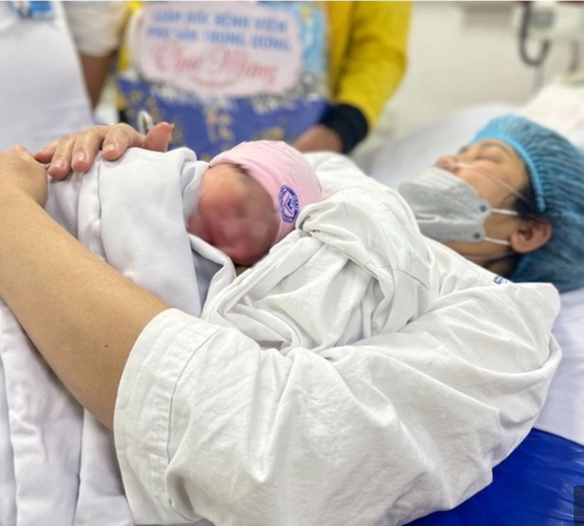 Chính thức: Tăng thời gian nghỉ thai sản, người có con thứ hai được được ưu tiên mua nhà