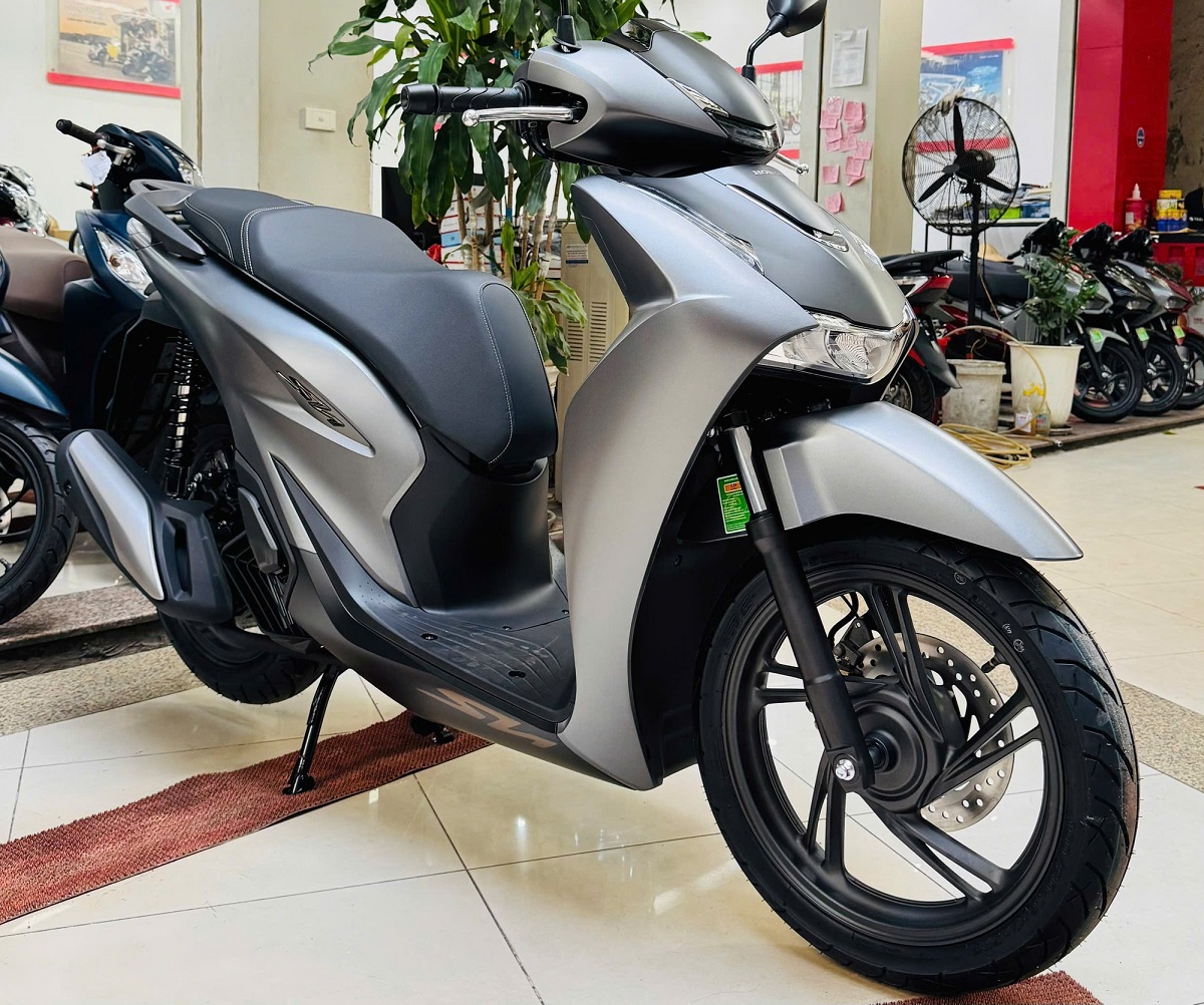 Bảng giá xe máy Honda tháng 12/2025 đồng loạt giảm sâu: SH, SH Mode rẻ chưa từng có, Vision chạm đáy