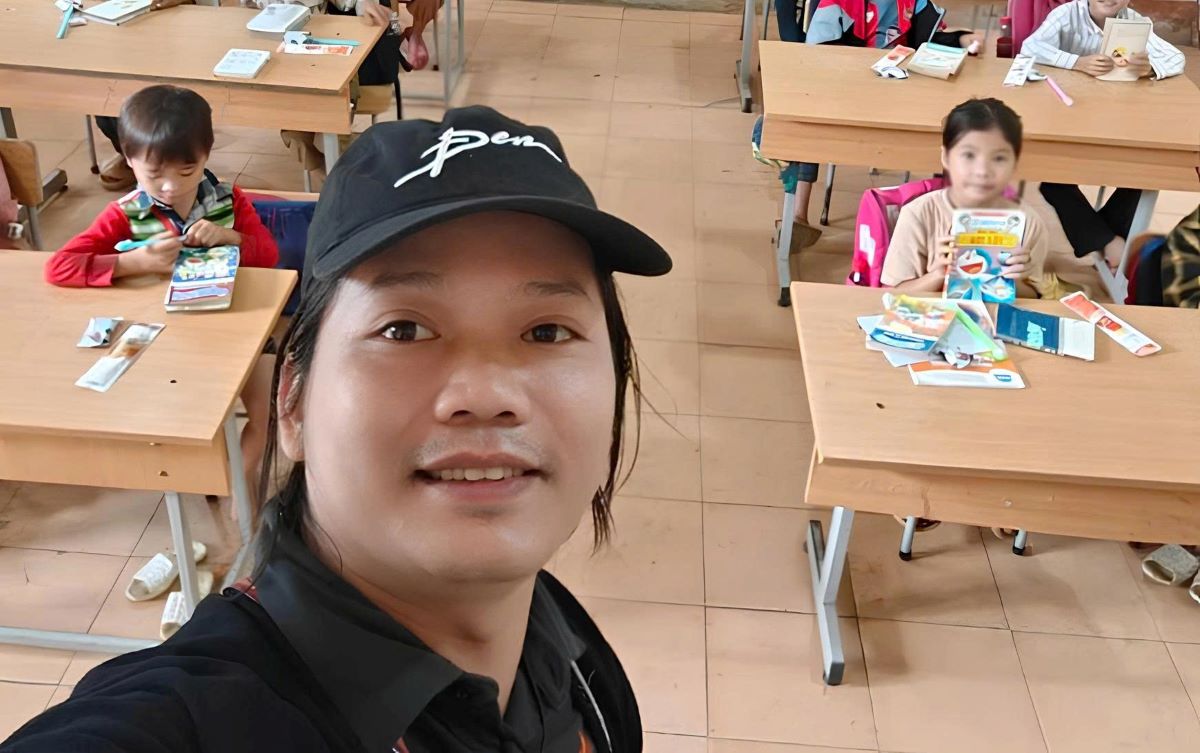 Sốc: \'Nuôi em\' mang tiền từ thiện gửi tiết kiệm lấy lãi, lời giải thích gây chú ý