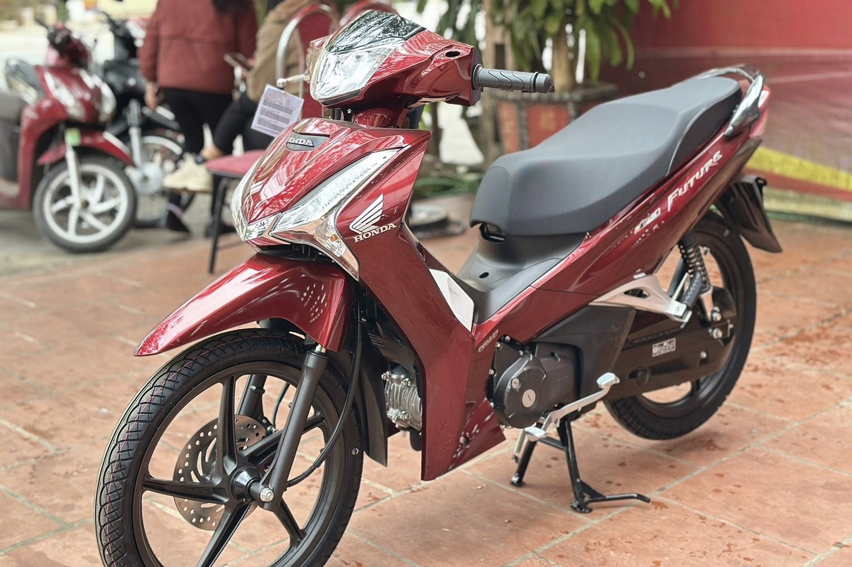 Bảng giá xe Honda Future 125 FI 2026 giữa tháng 12/2025: Đã \'chạm đáy\', rẻ lấn át Wave Alpha và RSX