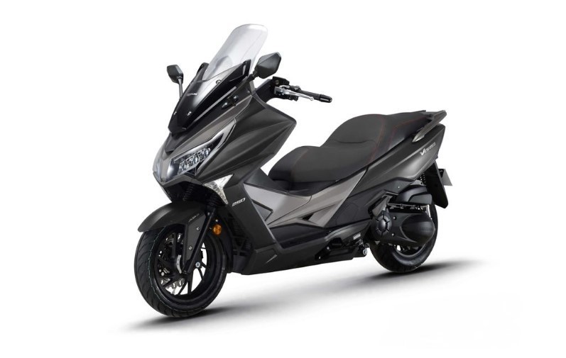 Tin xe trưa 11/12: Khắc chế Honda SH, ‘vua xe ga’ mới xịn hơn Air Blade ra mắt với giá 63 triệu đồng ảnh 1