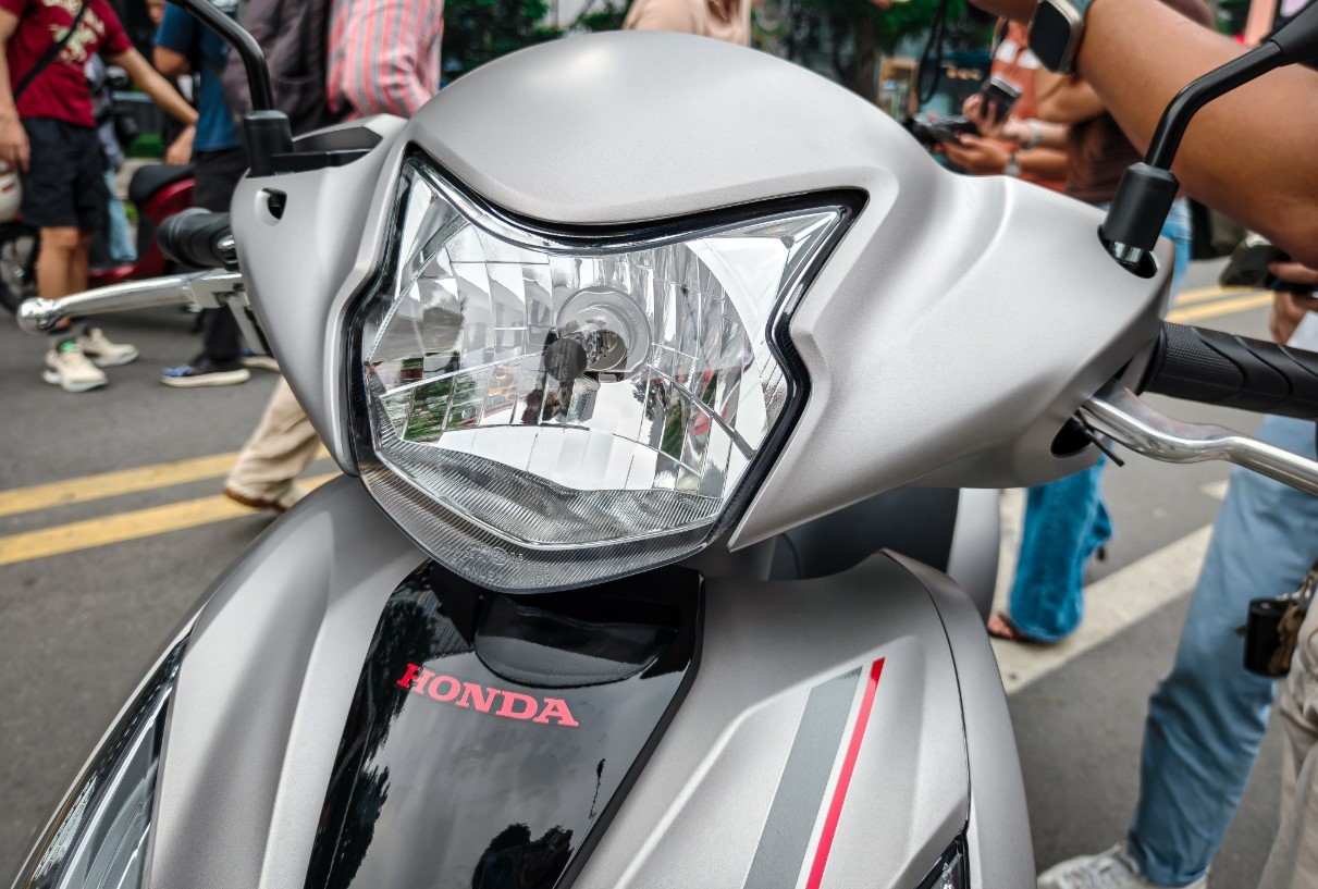 Honda ch&iacute;nh thức ra mắt &lsquo;Tiểu SH&rsquo; Vision 2026 tại Việt Nam với ngoại h&igrave;nh mới mẻ, gi&aacute; cực hấp dẫn ảnh 5