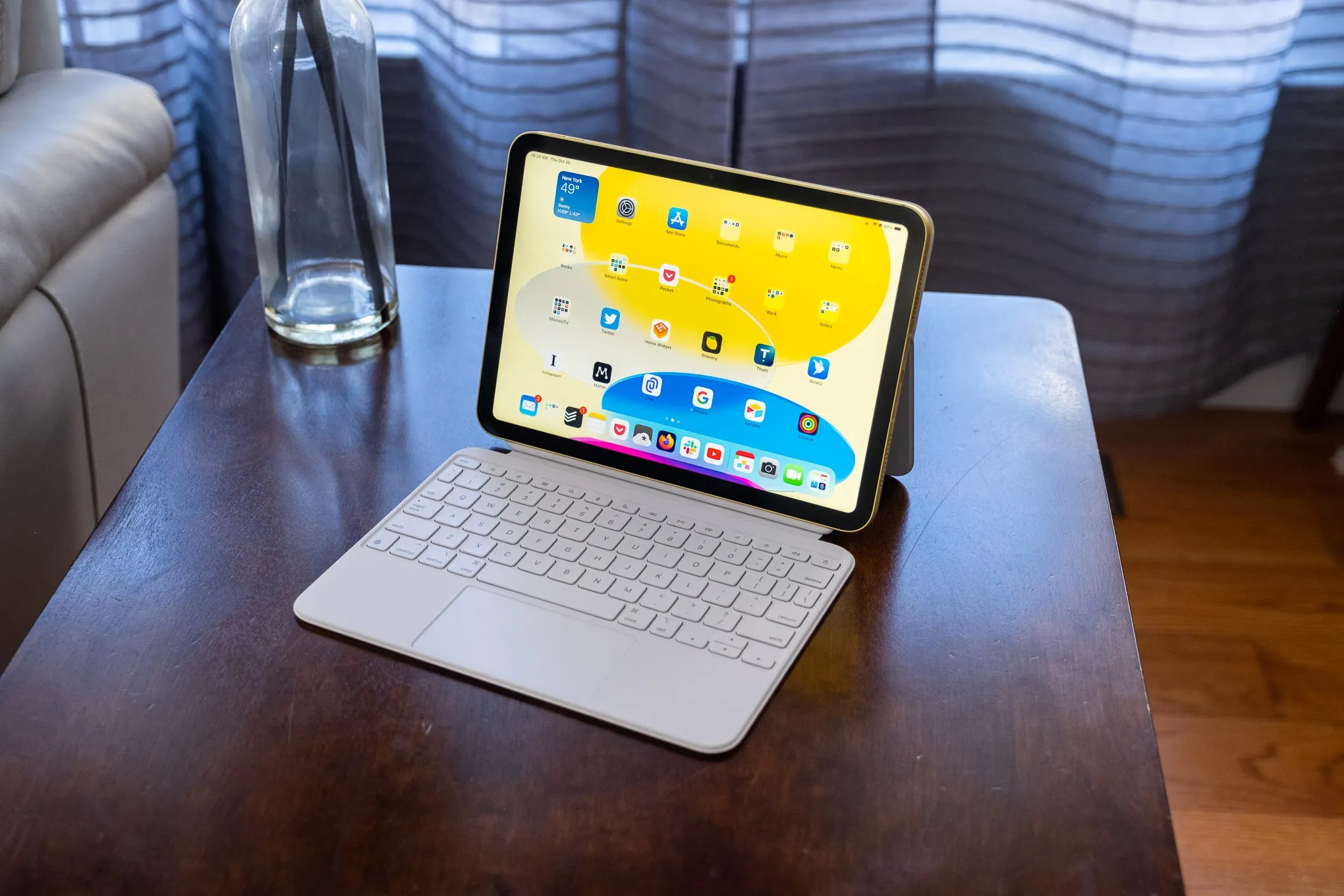 Đ&acirc;y l&agrave; iPad m&agrave;n h&igrave;nh lớn gi&aacute; rẻ nhất, chưa đầy 8 triệu đồng m&agrave;n rộng si&ecirc;u đ&atilde;, d&ugrave;ng ngon l&acirc;u d&agrave;i