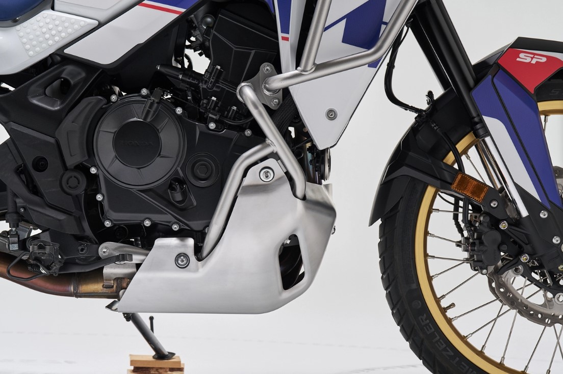 Honda chinh thức tr&igrave;nh l&agrave;ng &lsquo;chiến binh c&ocirc;n tay&rsquo; mới &lsquo;đỉnh&rsquo; hơn Winner R v&agrave; Yamaha Exciter, gi&aacute; mềm