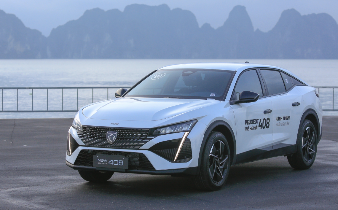 2bang-gia-o-to-peugeot-thang-122025-2008-tu-719-trieu-408-cao-nhat-1269-ty-dong-1765858617.png