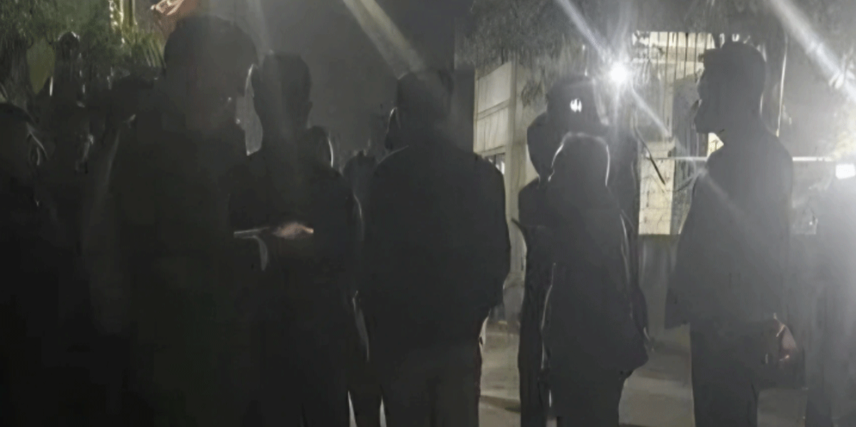 C&ocirc;ng an th&ocirc;ng tin vụ bố đơn th&acirc;n c&ugrave;ng con trai 8 tuổi tử vong nghi l&agrave;m điều dại dột tại nh&agrave; ri&ecirc;ng