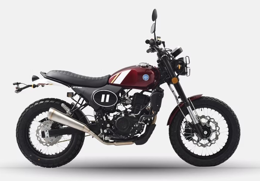 &lsquo;T&acirc;n binh c&ocirc;n tay&rsquo; 125cc của Anh nhận cọc với gi&aacute; hấp dẫn, &lsquo;so&aacute;n ng&ocirc;i&rsquo; Yamaha Exciter v&agrave; Winner R ảnh 1
