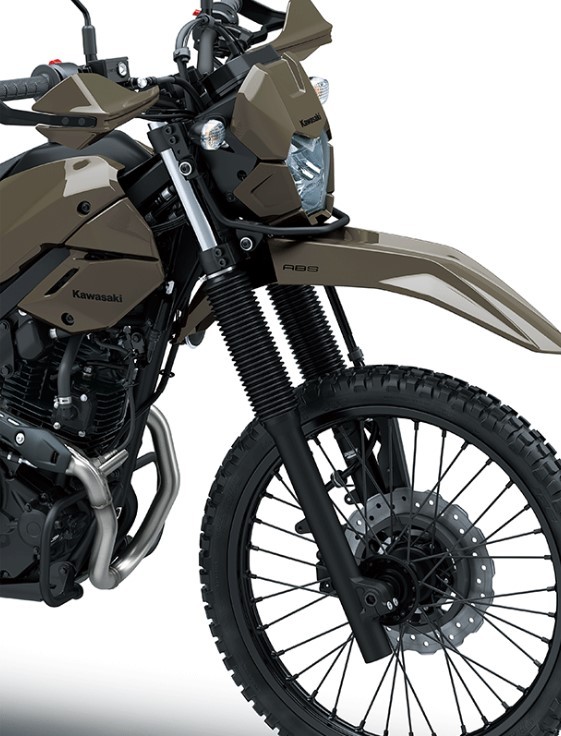 &lsquo;Vua c&ocirc;n tay Nhật&rsquo; 233cc mới ra mắt với gi&aacute; dễ tiếp cận, trang bị &aacute;t v&iacute;a Yamaha Exciter v&agrave; Winner R ảnh 4