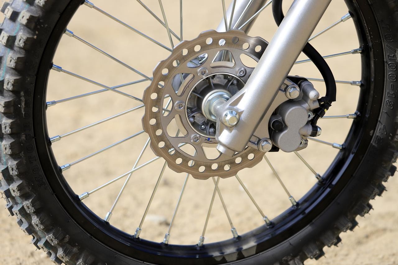 Khắc chế Yamaha Exciter v&agrave; Honda Winner R, &lsquo;vua c&ocirc;n tay' 143cc mới cực đẹp mở b&aacute;n gi&aacute; 68 triệu đồng ảnh 5