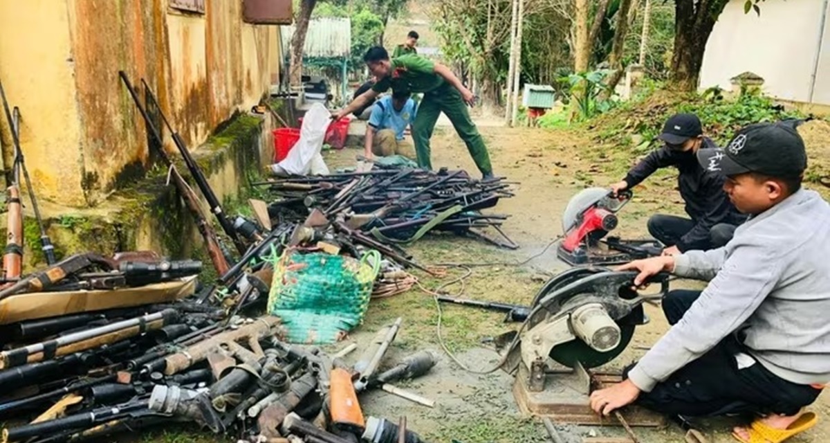 Đ&agrave; Nẵng: Con rể b&aacute;o c&ocirc;ng an, đưa bố vợ v&agrave;o t&ugrave; sau khi ph&aacute;t hiện b&iacute; mật trong nh&agrave; bố vợ