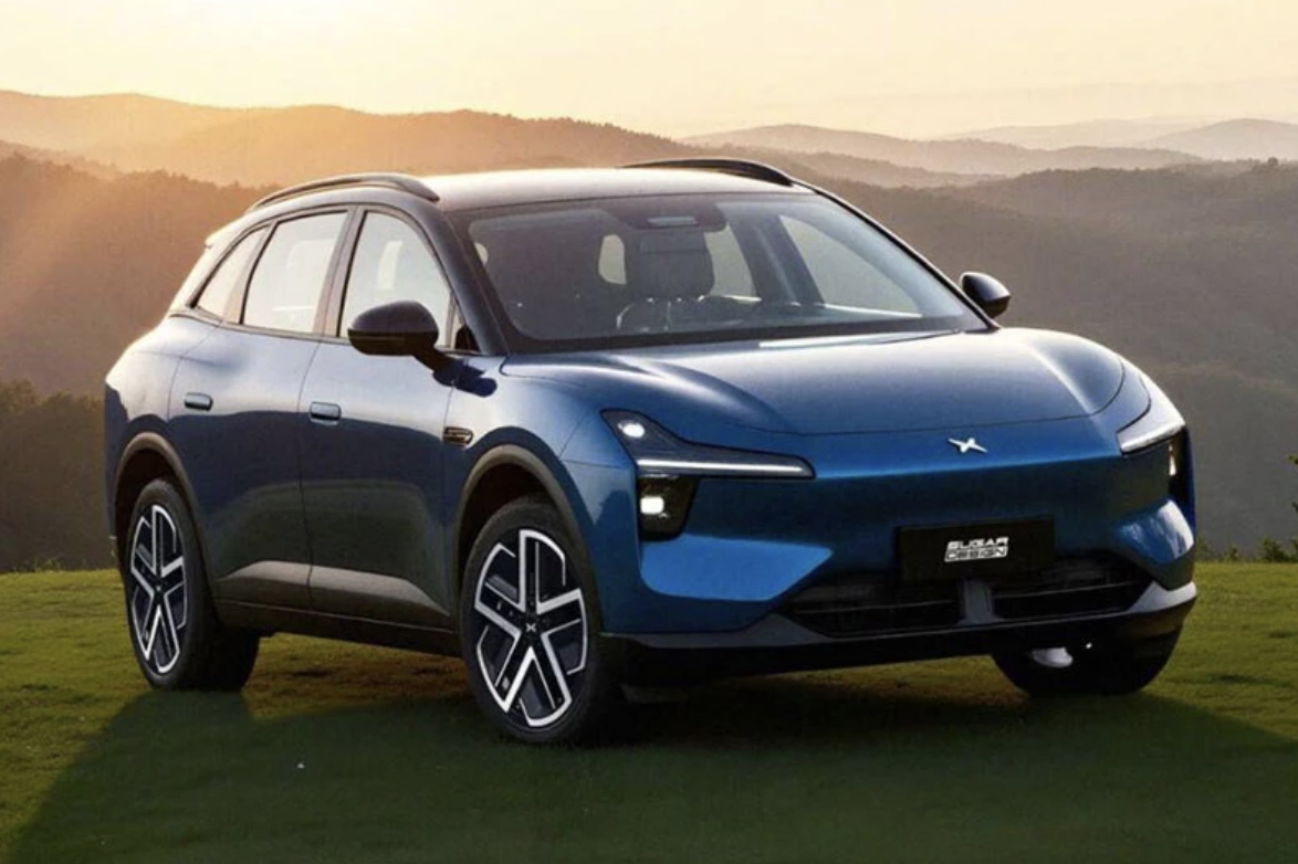 1suv-hang-c-moi-cua-xpeng-lo-dien-thiet-ke-tuong-lai-gia-du-kien-hon-370-trieu-dong-1766303684.png