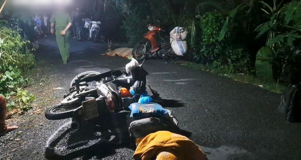 Hiện trường 2 xe m&aacute;y va chạm trực diện ở Đồng Th&aacute;p khiến người phụ nữ tử vong: H&eacute; lộ nguy&ecirc;n nh&acirc;n ban đầu