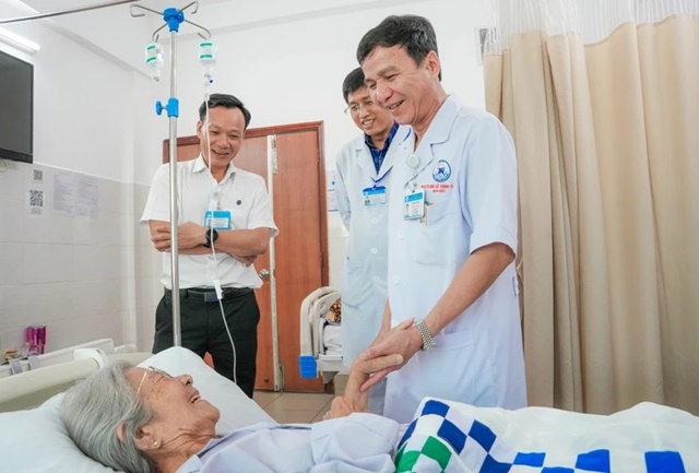 T&igrave;nh h&igrave;nh sức khỏe hiện tại của nghệ sĩ Phi Điểu sau khi nhập viện cấp cứu v&igrave; nhiễm tr&ugrave;ng huyết