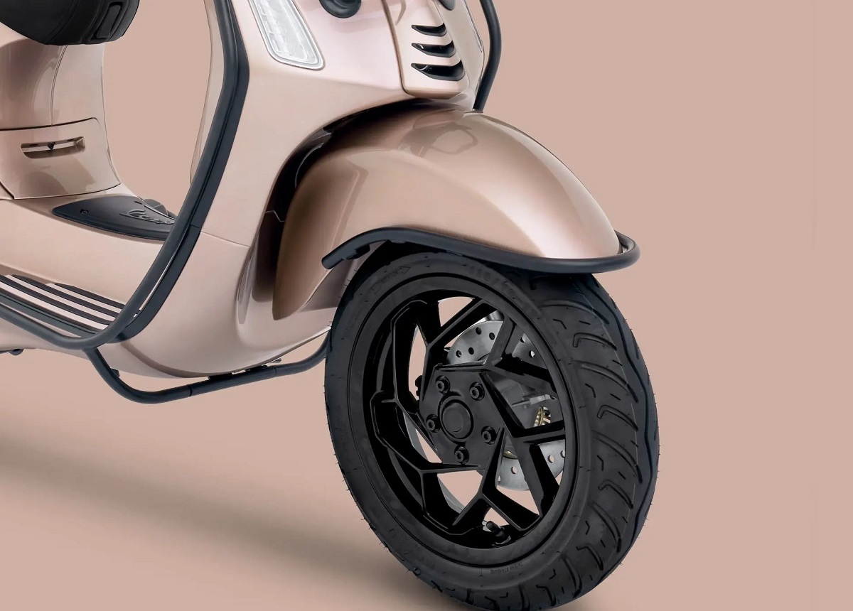 Qu&ecirc;n Honda SH đi, &lsquo;vua xe ga&rsquo; 155cc mới &lsquo;Made in Italy&rsquo; ch&iacute;nh thức ra mắt, c&oacute; ABS, m&agrave;n TFT, gi&aacute; mềm