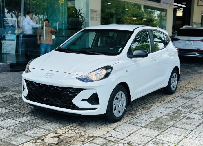 Tin xe 24/12: &lsquo;T&acirc;n binh&rsquo; c&ocirc;n tay của Yamaha ra mắt với gi&aacute; mềm, trang bị &aacute;t v&iacute;a Exciter v&agrave; Winner R ảnh 2