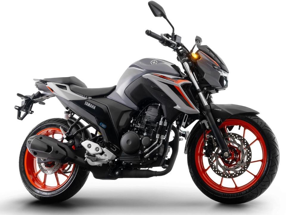 Yamaha ch&iacute;nh thức ra mắt &lsquo;vua c&ocirc;n tay&rsquo; mới xịn hơn Exciter v&agrave; Honda Winner R, gi&aacute; rẻ so với trang bị ảnh 2