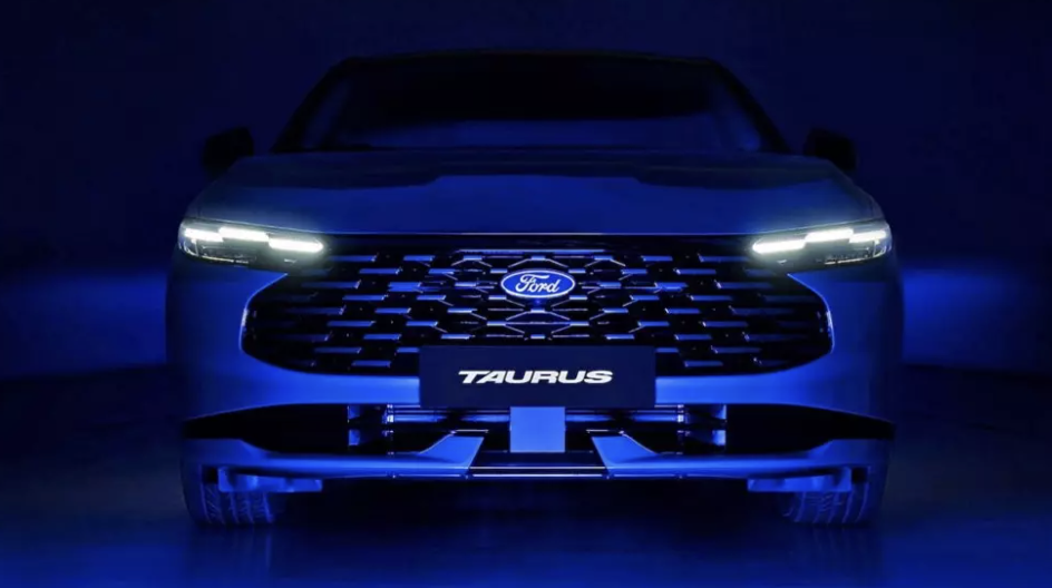 2ford-taurus-2026-ra-mat-voi-loat-nang-cap-cuc-chat-thiet-ke-moi-dang-den-tung-dong-1766739093.png